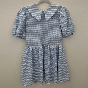 Pastel blue gingham dress. Large collar and puffy sleeves. Loose fitted.